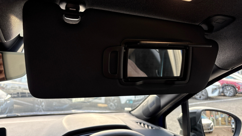 Renault Symbioz 1.6 E-Tech FHEV 145 Iconic Esprit Alpine 5dr Auto Hybrid Estate